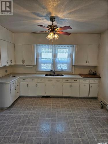 501 2Nd Street, Lampman, SK - Indoor Photo Showing Kitchen With Double Sink