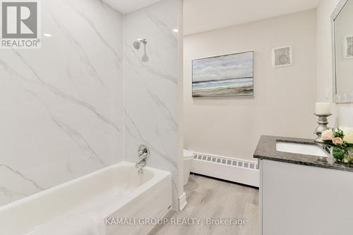 81 Mcmillan Drive, Oshawa, ON - Indoor Photo Showing Bathroom