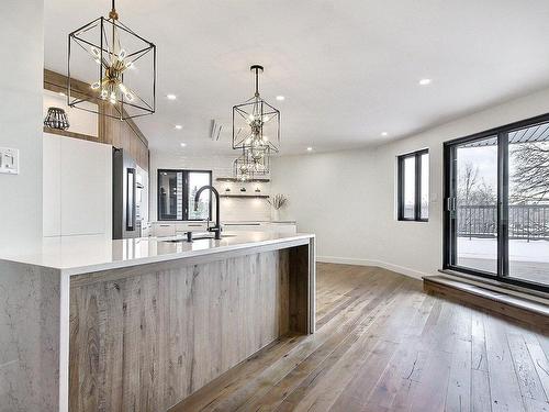 Kitchen - 134-195 Boul. Seigneurial O., Saint-Bruno-De-Montarville, QC - Indoor