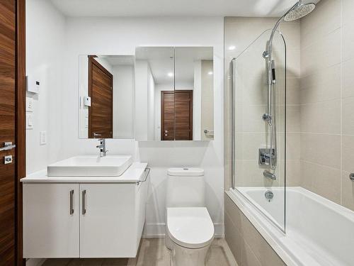 Bathroom - 302-5780 Rue Sherbrooke E., Montréal (Mercier/Hochelaga-Maisonneuve), QC - Indoor Photo Showing Bathroom