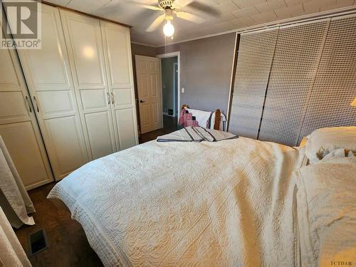 76 Fourth Ave, Englehart, ON - Indoor Photo Showing Bedroom