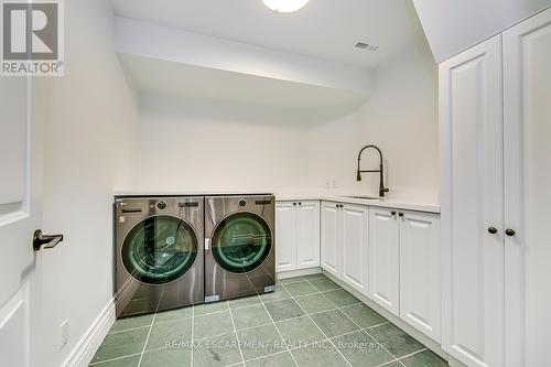59 Bel Air Dr, Oakville, ON - Indoor Photo Showing Laundry Room