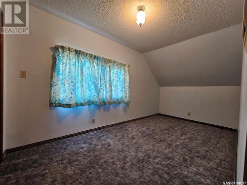 107 Centre Street, Kincaid, SK - Indoor Photo Showing Other Room