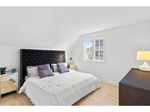 Chambre Ã Â coucher - 434 Rue Diane, Laval (Sainte-Dorothée), QC - Indoor Photo Showing Bedroom