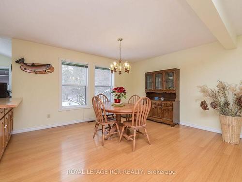 919 Guelph Rd, Centre Wellington, ON - Indoor Photo Showing Dining Room