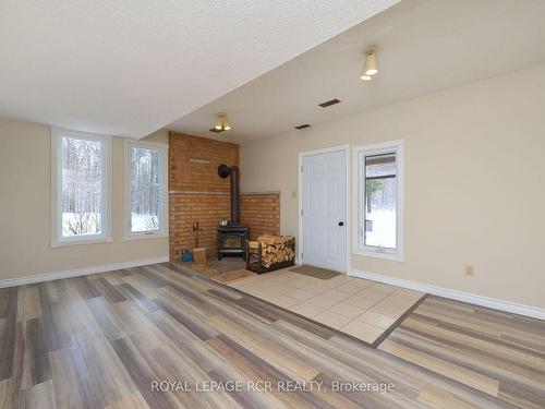 919 Guelph Rd, Centre Wellington, ON - Indoor With Fireplace