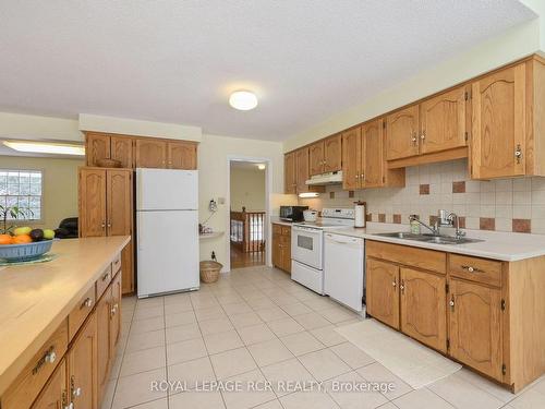 919 Guelph Rd, Centre Wellington, ON - Indoor Photo Showing Kitchen With Double Sink