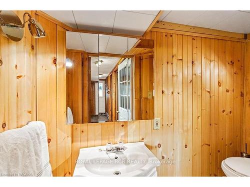 174687 Grey Road 30 Rd, Grey Highlands, ON - Indoor Photo Showing Bathroom