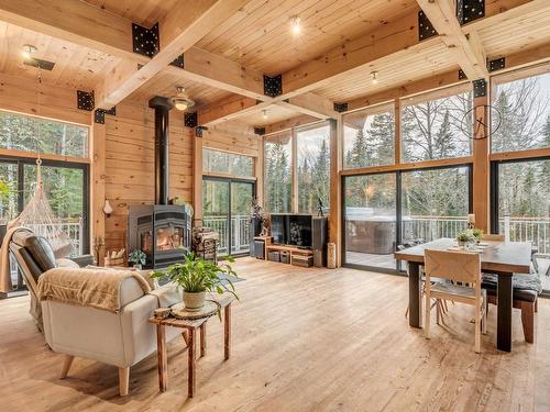 Overall view - 2848 Boul. Talbot, Stoneham-Et-Tewkesbury, QC - Indoor With Fireplace