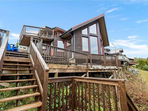 1062 Fifth Ave, Ucluelet, BC - Outdoor