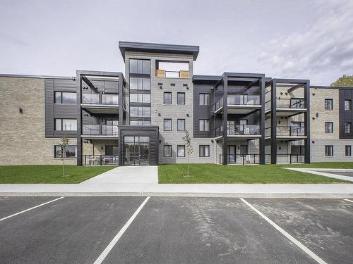 Frontage - 305-431 Rue Du Chardonnay, Sherbrooke (Les Nations), QC - Outdoor With Balcony With Facade