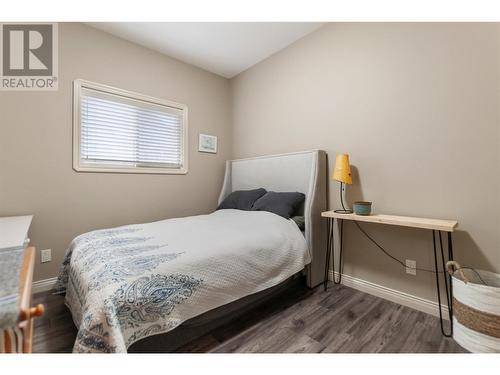 1840 Oliver Ranch Road Unit# 43, Okanagan Falls, BC - Indoor Photo Showing Bedroom