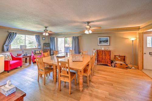 1732 Oberg Johnson Road, Golden, BC - Indoor Photo Showing Dining Room