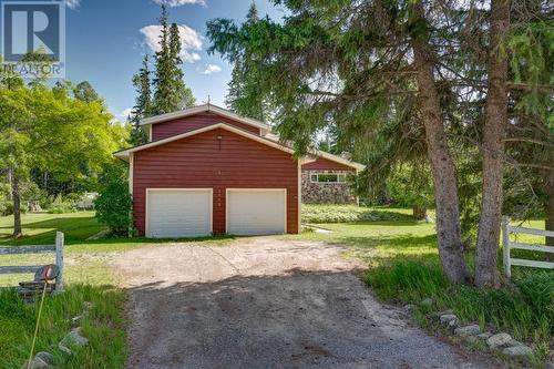 1732 Oberg Johnson Road, Golden, BC - Outdoor