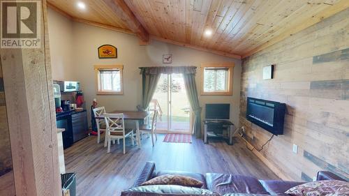 1732 Oberg Johnson Road, Golden, BC - Indoor Photo Showing Living Room With Fireplace