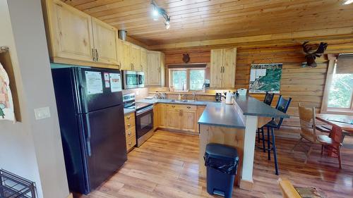 1732 Oberg Johnson Road, Golden, BC - Indoor