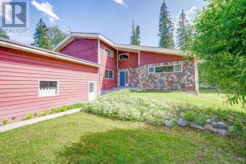 1732 Oberg Johnson Road, Golden, BC - Outdoor