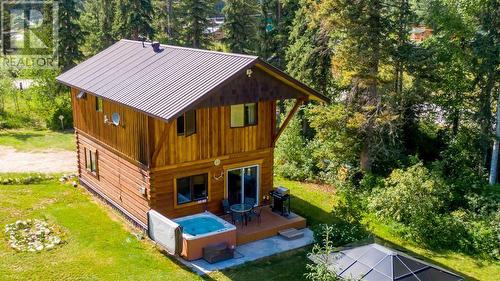 1732 Oberg Johnson Road, Golden, BC - Outdoor