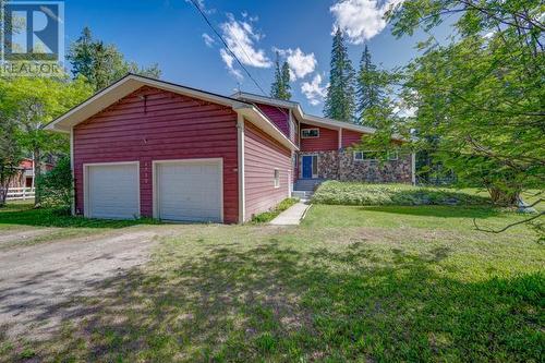 1732 Oberg Johnson Road, Golden, BC - Outdoor