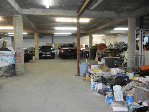 Garage - 3995 Boul. Lite, Laval (Saint-Vincent-De-Paul), QC - Indoor Photo Showing Garage
