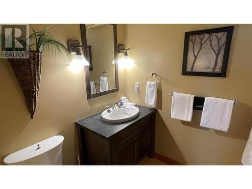 105 Village Centre Court Unit# 126, Vernon, BC - Indoor Photo Showing Bathroom