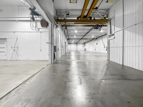 Interior - 187 Rue Richer, Montréal (Lachine), QC - Indoor Photo Showing Garage