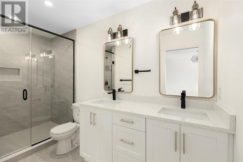 18 Mulberry St, Sault Ste. Marie, ON - Indoor Photo Showing Bathroom