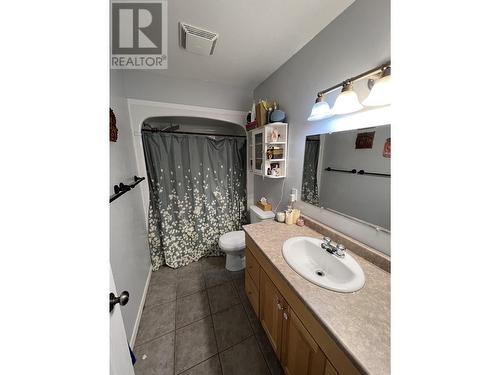 5012 46 Street, Fort Nelson, BC - Indoor Photo Showing Bathroom
