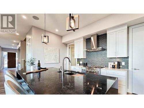 4985 Bucktail Lane, Kelowna, BC - Indoor Photo Showing Kitchen With Upgraded Kitchen