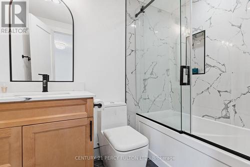 4816 Saint Clair Ave, Niagara Falls, ON - Indoor Photo Showing Bathroom