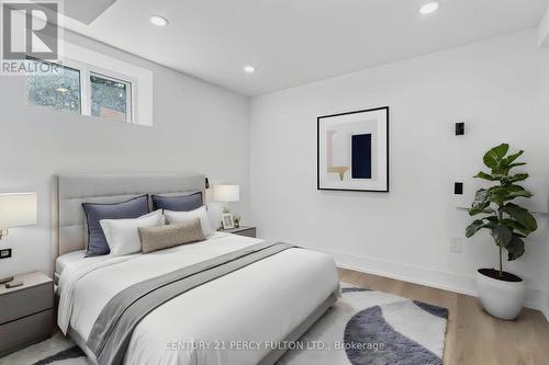 4816 Saint Clair Ave, Niagara Falls, ON - Indoor Photo Showing Bedroom