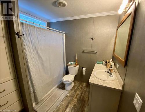 42232 Moncrieff Road, Morris-Turnberry, ON - Indoor Photo Showing Bathroom