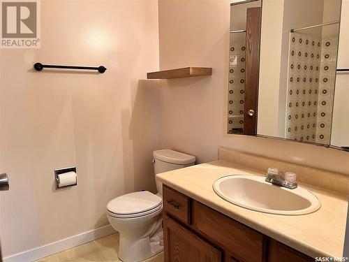510 4Th Street E, Wynyard, SK - Indoor Photo Showing Bathroom