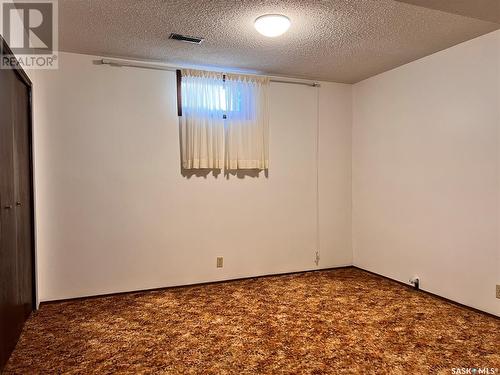 510 4Th Street E, Wynyard, SK - Indoor Photo Showing Other Room