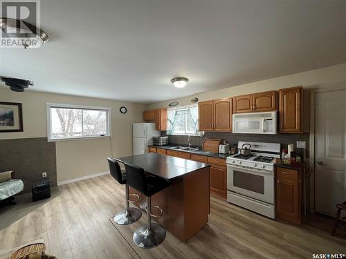 4.55 Acres North, Hudson Bay Rm No. 394, SK - Indoor Photo Showing Kitchen