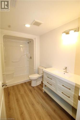 1 Westfield Street, Walkerton, ON - Indoor Photo Showing Bathroom
