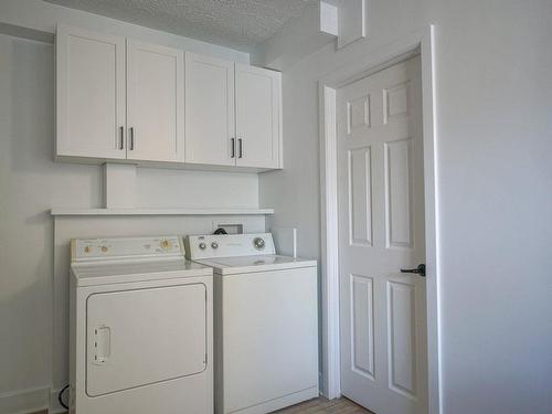 Cuisine - 317  - 329 Rue Laurier, Sherbrooke (Les Nations), QC - Indoor Photo Showing Laundry Room