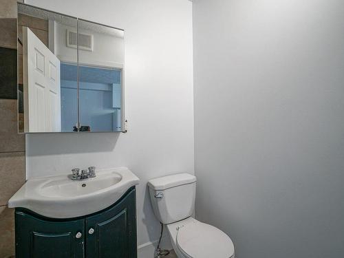 Bathroom - 317  - 329 Rue Laurier, Sherbrooke (Les Nations), QC - Indoor Photo Showing Bathroom