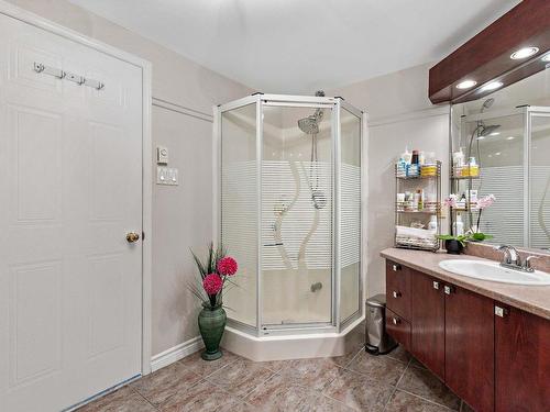 Salle de bains - 202-2957 Boul. René-Laennec, Laval (Auteuil), QC - Indoor Photo Showing Bathroom