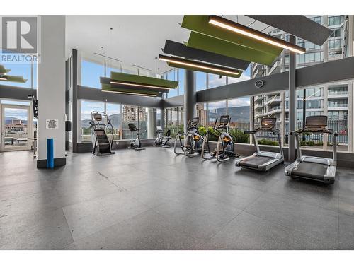 1181 Sunset Drive Unit# 908, Kelowna, BC - Indoor Photo Showing Gym Room