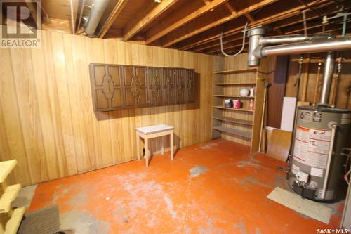 820 3Rd Street E, Shaunavon, SK - Indoor Photo Showing Basement