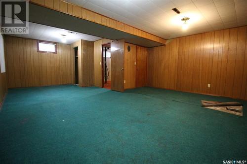 820 3Rd Street E, Shaunavon, SK - Indoor Photo Showing Basement