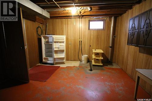 820 3Rd Street E, Shaunavon, SK - Indoor Photo Showing Basement