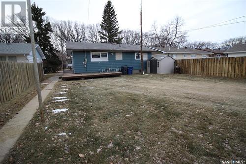 820 3Rd Street E, Shaunavon, SK - Outdoor