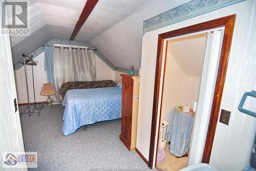 7451 Wyandotte East, Windsor, ON - Indoor Photo Showing Bedroom