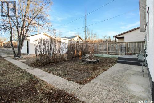 67 Central Avenue S, Swift Current, SK - Outdoor