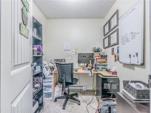 34-3025 Cowichan Lake Rd, Duncan, BC - Indoor Photo Showing Office
