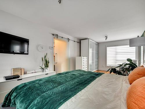 Chambre Ã  coucher principale - 16790 Rue Iberville, Mirabel, QC - Indoor Photo Showing Bedroom