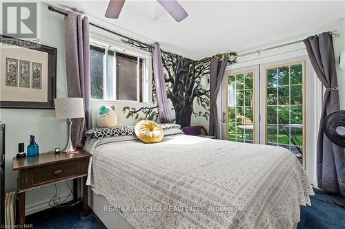 1400 Haist Street, Pelham, ON - Indoor Photo Showing Bedroom