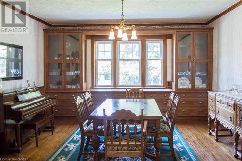 108 Beech Street, South Bruce Peninsula, ON - Indoor Photo Showing Dining Room